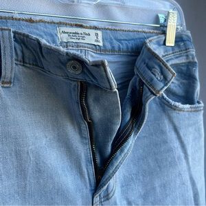 Abercrombie and Fitch - The Ankle Straight Ultra High Rise Jean